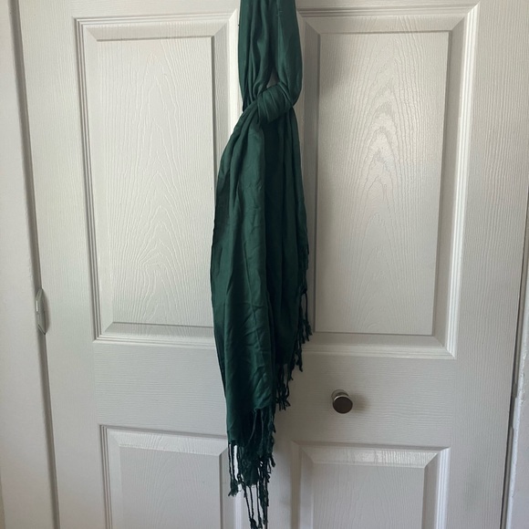 Dark Green 100% Cashmere Pashmina Scarf w/Fringe NEW - Picture 3 of 12